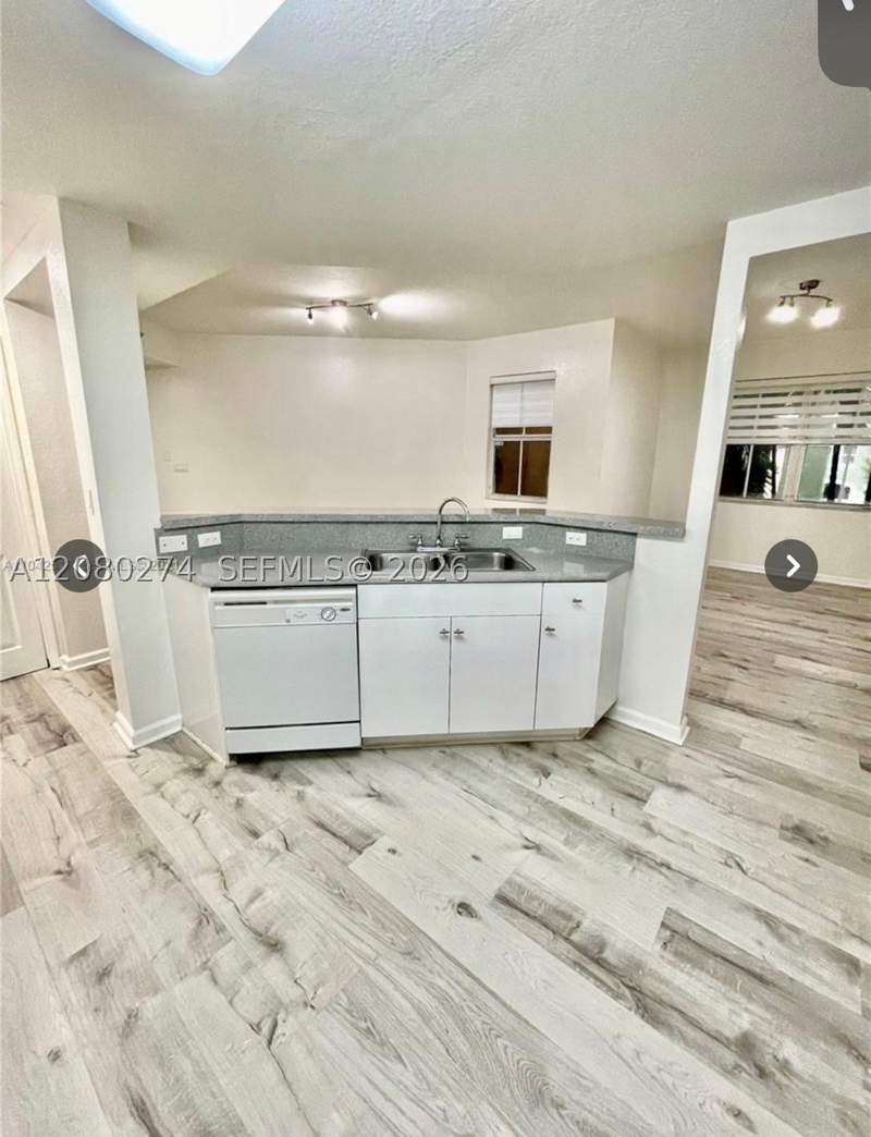 2 bedroom Condominium at 10902 NW 83 St 219, Promenade Shores At Doral, Doral — photo 4