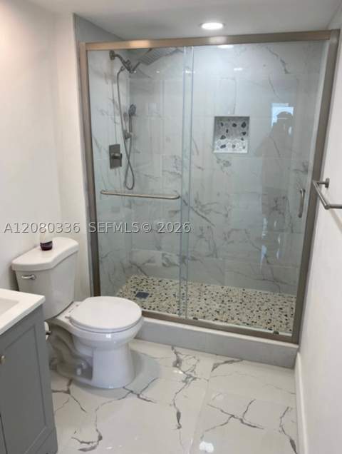 816 NW 11th St 902, Miami FL - photo 6 of 16