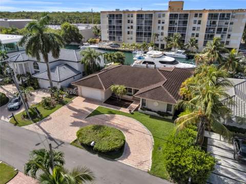 2930 NE 164th St, North Miami Beach FL - photo 10 of 50