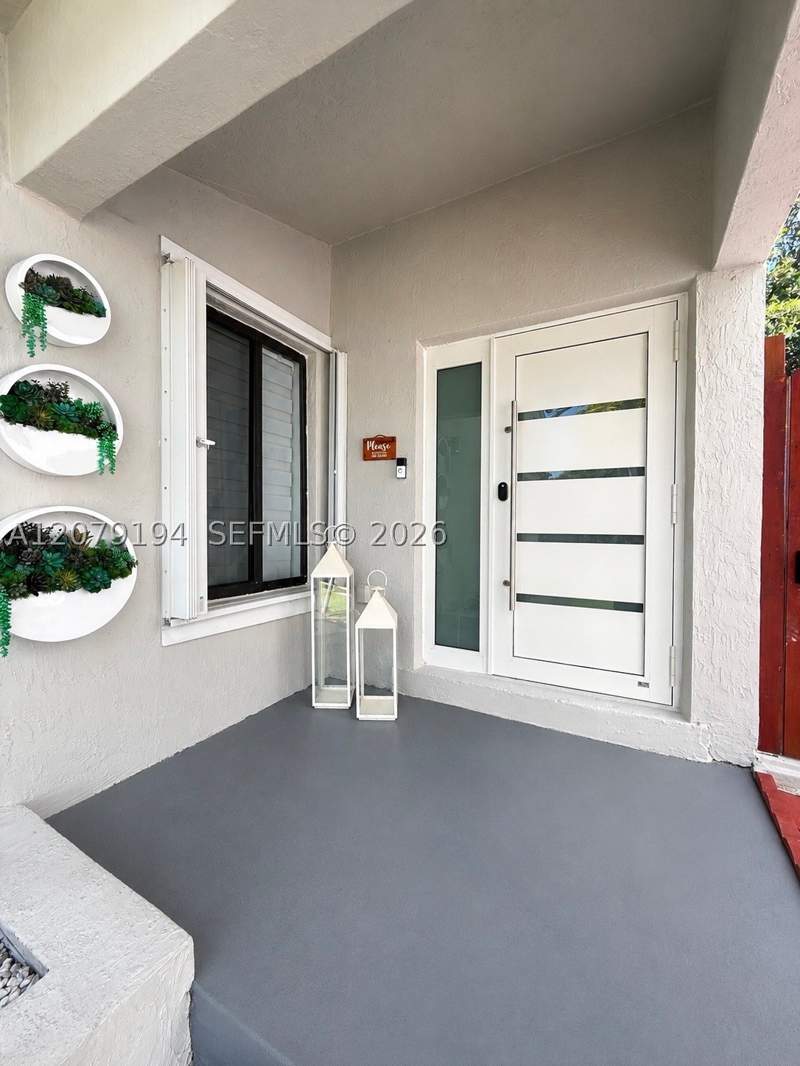 3 bedroom SingleFamilyResidence at 21780 SW 99th Pl, Lakes By The Bay Sec 2, Cutler Bay — photo 4