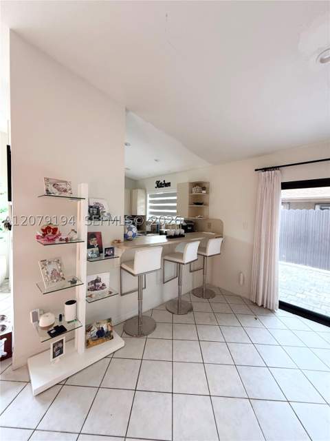 21780 SW 99th Pl, Cutler Bay FL - photo 9 of 38