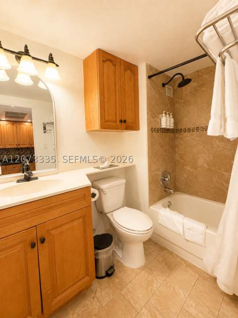 19201 Collins Ave 828, Sunny Isles Beach FL - photo 16 of 26