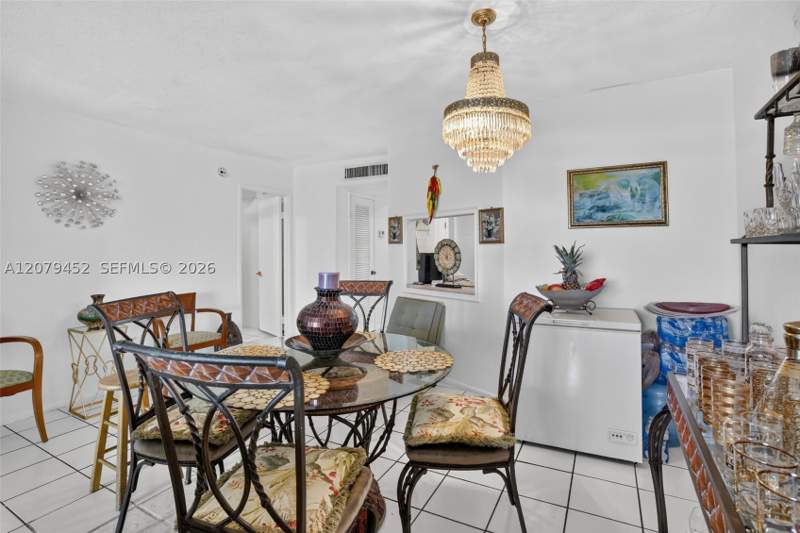 1 bedroom Condominium at 1770 NE 191st St 401-1, Jade Winds Group -, Miami — photo 5