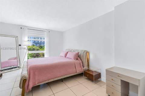 16950 W Dixie Hwy A626, North Miami Beach FL - photo 9 of 20
