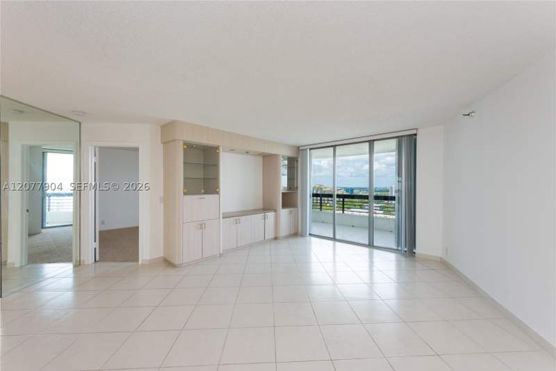 2 bedroom Condominium at 3500 Mystic Pointe Dr 2202, Mystic Pointe, Aventura — photo 5