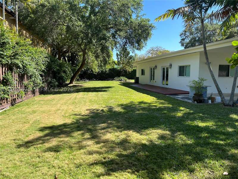 3 bedroom SingleFamilyResidence at 5495 SW 68th Ave, Estonia Sub, Miami — photo 4