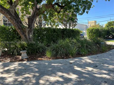 5495 SW 68th Ave, Miami FL - photo 8 of 9