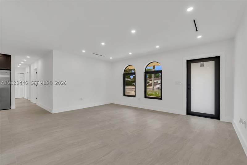 4 bedroom SingleFamilyResidence at 6235 SW 24th St, Coral Way Park Sec B, Miami — photo 4