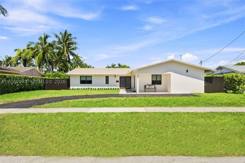 4 bedroom SingleFamilyResidence at 9771 Bel Aire Dr, Bel Aire Sec 3, Cutler Bay — photo 3