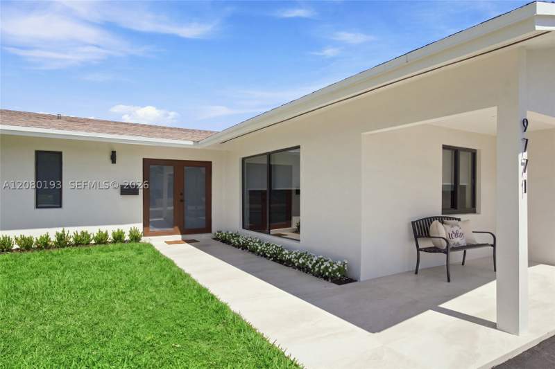 4 bedroom SingleFamilyResidence at 9771 Bel Aire Dr, Bel Aire Sec 3, Cutler Bay — photo 5