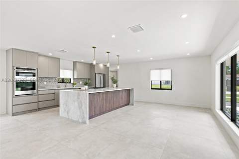 9771 Bel Aire Dr, Cutler Bay FL - photo 8 of 40
