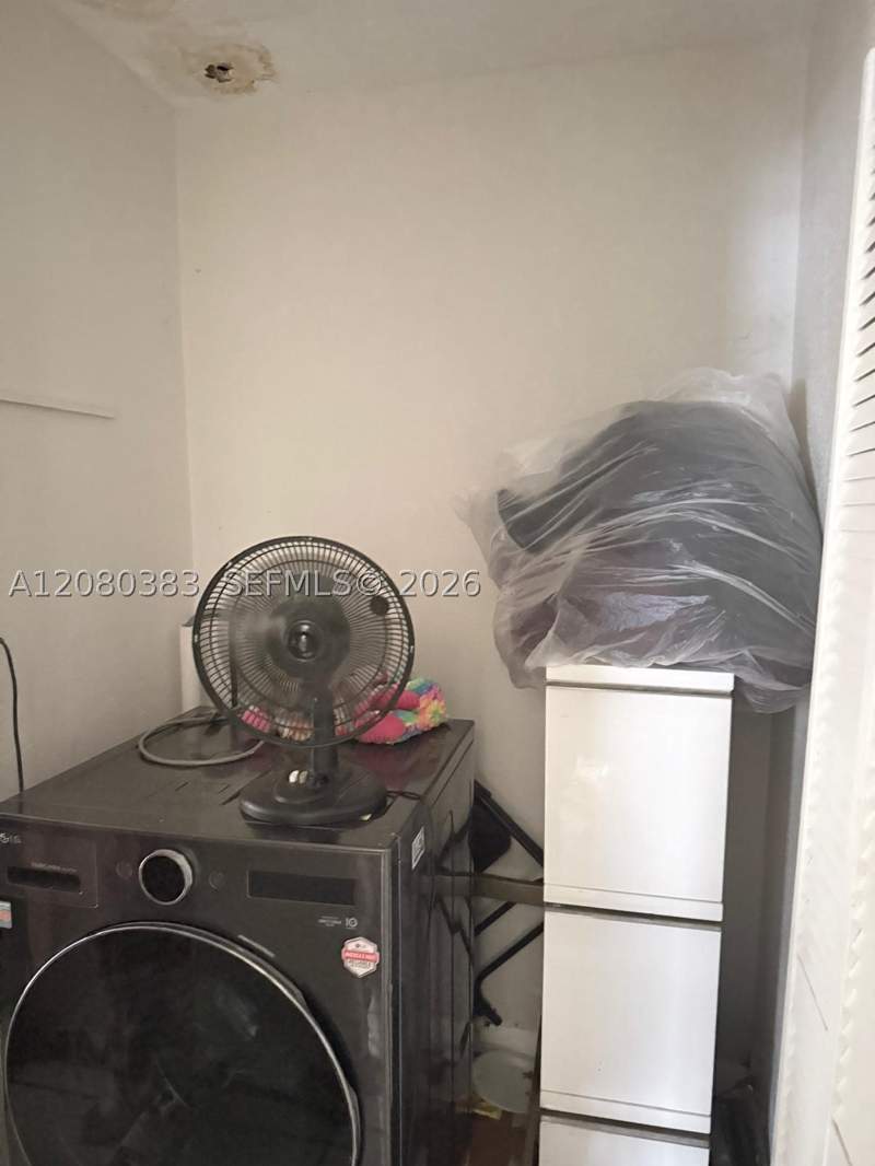 3 bedroom Townhouse at 3887 NW 207th St Rd, Vista Townhouse Sec B, Miami Gardens — photo 5