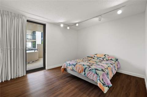 19667 Turnberry Way 3F, Aventura FL - photo 18 of 35