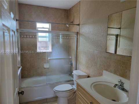 2400 NW 152nd St, Miami Gardens FL - photo 9 of 12