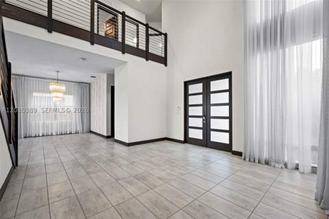 15742 NW 88th Ave, Miami Lakes FL - photo 7 of 55