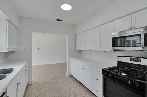 2125 Alamanda Dr, North Miami FL - photo 15 of 46