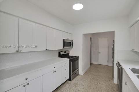 2125 Alamanda Dr, North Miami FL - photo 19 of 46