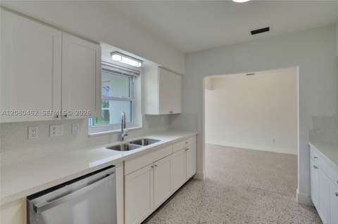 2125 Alamanda Dr, North Miami FL - photo 20 of 46