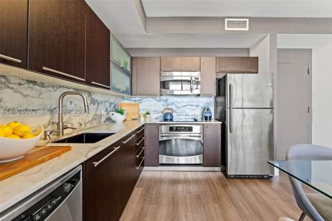 90 SW 3rd St 1506, Miami FL - photo 15 of 56