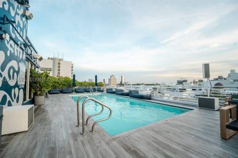1060 Ocean Dr D204, Miami Beach FL - photo 12 of 26