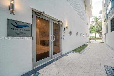 1060 Ocean Dr D204, Miami Beach FL - photo 17 of 26