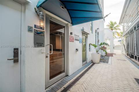 1060 Ocean Dr D204, Miami Beach FL - photo 19 of 26