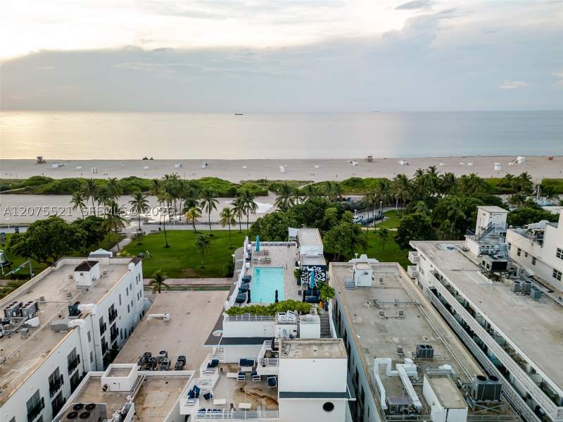 1 bedroom Condominium at 1060 Ocean Dr D204, The Strand On Ocean Drive, Miami Beach — photo 2