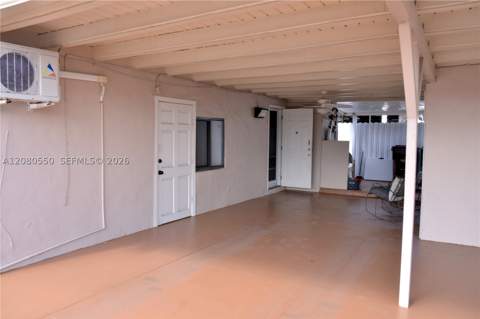 991 E 47th St, Hialeah FL - photo 10 of 41