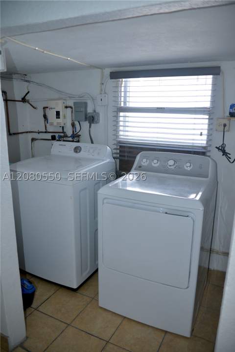 991 E 47th St, Hialeah FL - photo 15 of 41