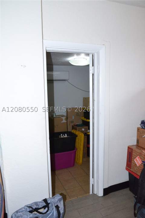991 E 47th St, Hialeah FL - photo 23 of 41