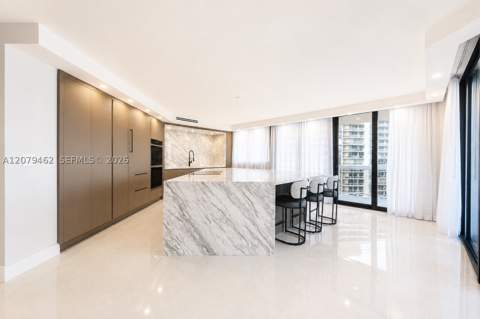 20185 E Country Club Dr 1801, Aventura FL - photo 6 of 39