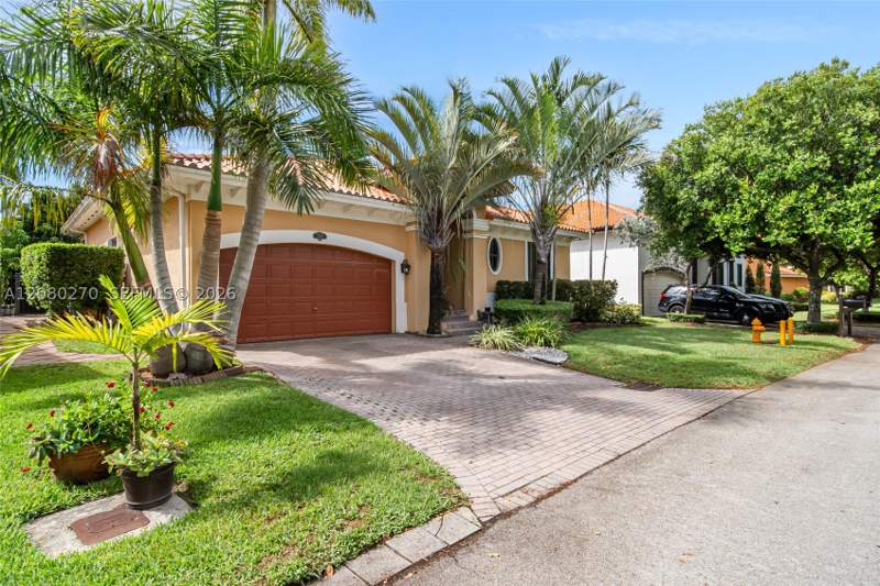 4 bedroom SingleFamilyResidence at 7548 SW 189th St, Cutler Cay, Cutler Bay — photo 4