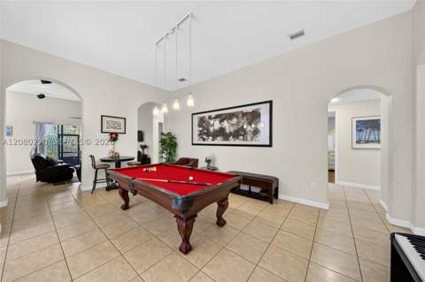 7548 SW 189th St, Cutler Bay FL - photo 9 of 72