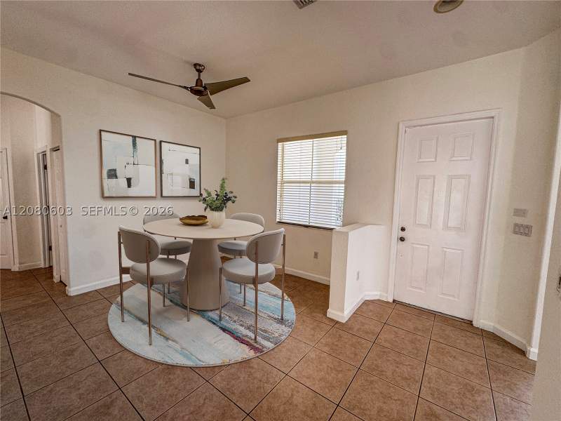4 bedroom SingleFamilyResidence at 1770 SE 18th Ter, Shores At Keys Gate, Homestead — photo 3