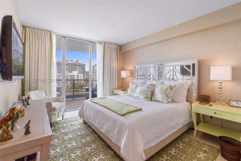 1445 16th St 902, Miami Beach FL - photo 15 of 59