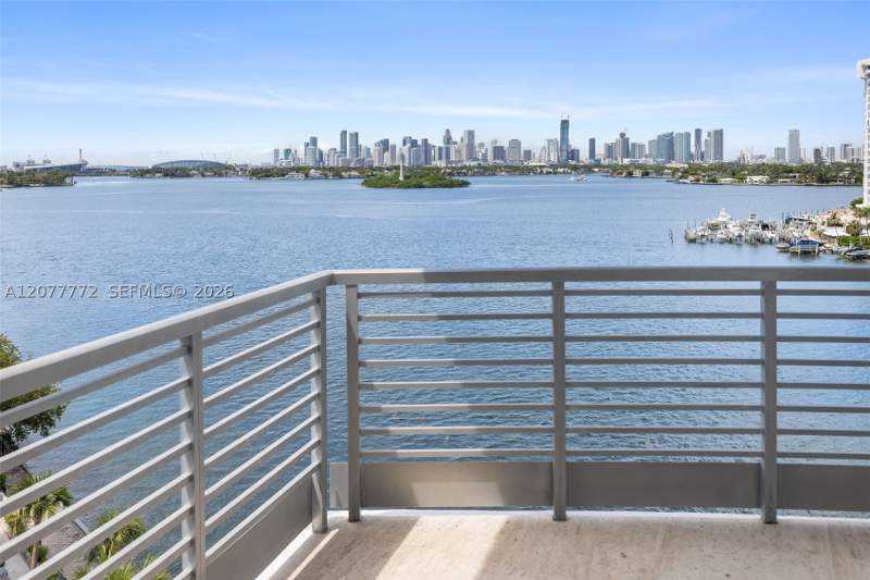 3 bedroom Condominium at 1445 16th St 902, Capri South Beach Condo, Miami Beach — photo 2