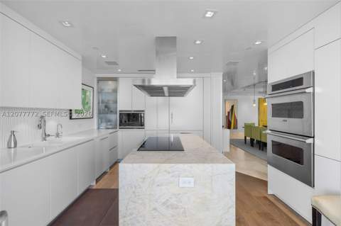1445 16th St 902, Miami Beach FL - photo 6 of 59