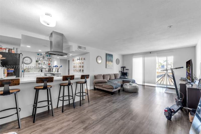 3 bedroom Condominium at 13700 SW 62nd St 213, Kendall Heights Condo, Miami — photo 3