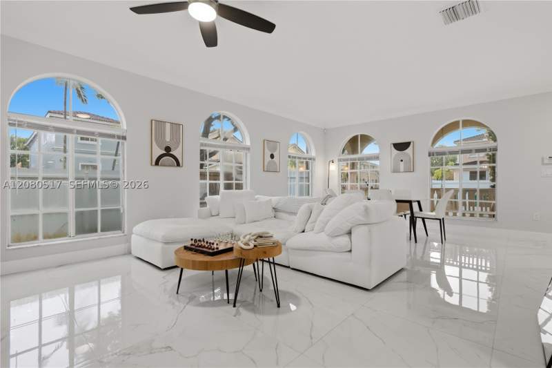 4 bedroom SingleFamilyResidence at 13988 SW 278th Ln, Mandarin Lakes, Homestead — photo 5