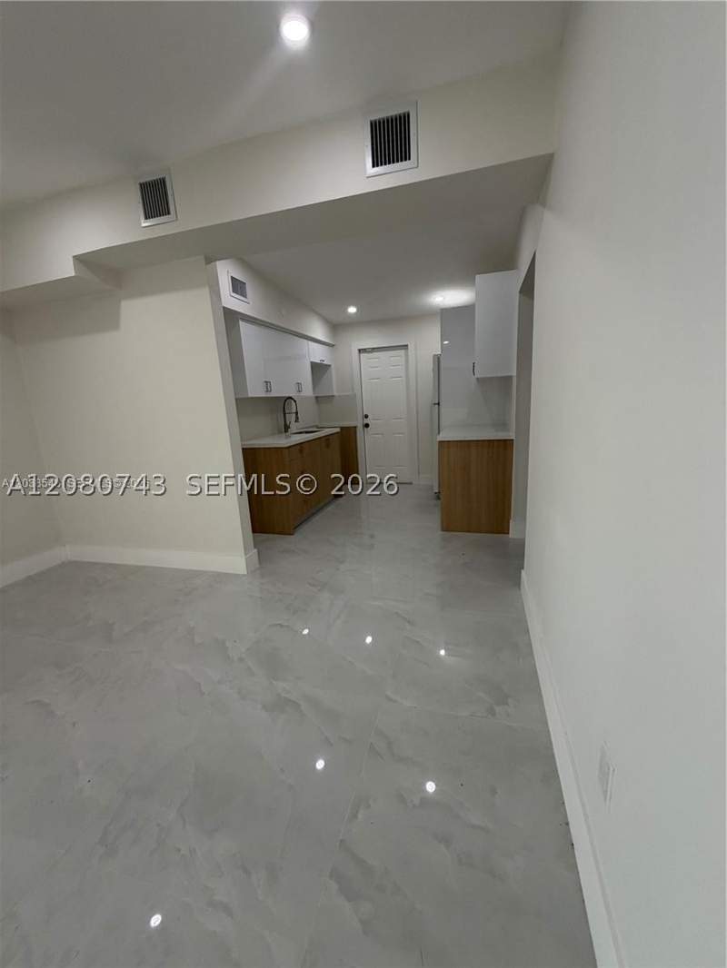 4 bedroom SingleFamilyResidence at 2324 Service Rd, Magnolia Gardens Consolid, Opa Locka — photo 4
