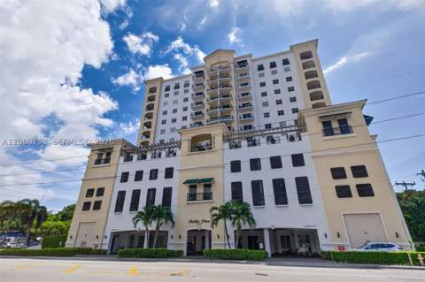 1627 SW 37th Ave 502, Miami FL - photo 15 of 20
