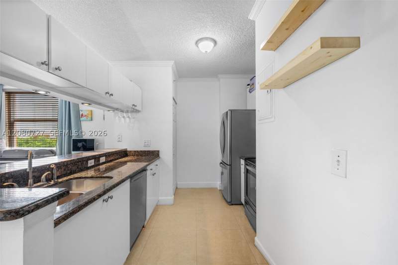 2 bedroom Condominium at 17150 N Bay Rd 2516, Porto Bellagio Condo, Sunny Isles Beach — photo 4