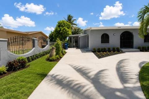 14494 SW 299th Ter, Homestead FL - photo 17 of 33