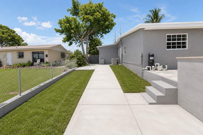 4 bedroom SingleFamilyResidence at 14494 SW 299th Ter, Gem Homes No Three, Homestead — photo 5