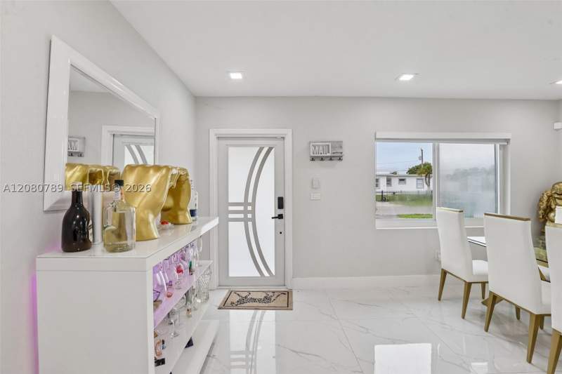3 bedroom SingleFamilyResidence at 14520 SW 293rd St, Mary Homes Sub Sec A, Homestead — photo 5
