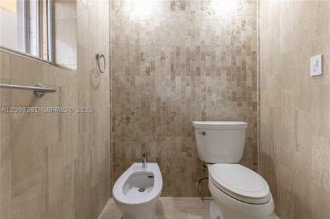 210 174th St 1201, Sunny Isles Beach FL - photo 15 of 38