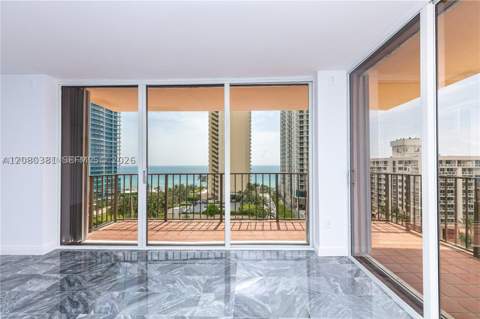210 174th St 1201, Sunny Isles Beach FL - photo 20 of 38