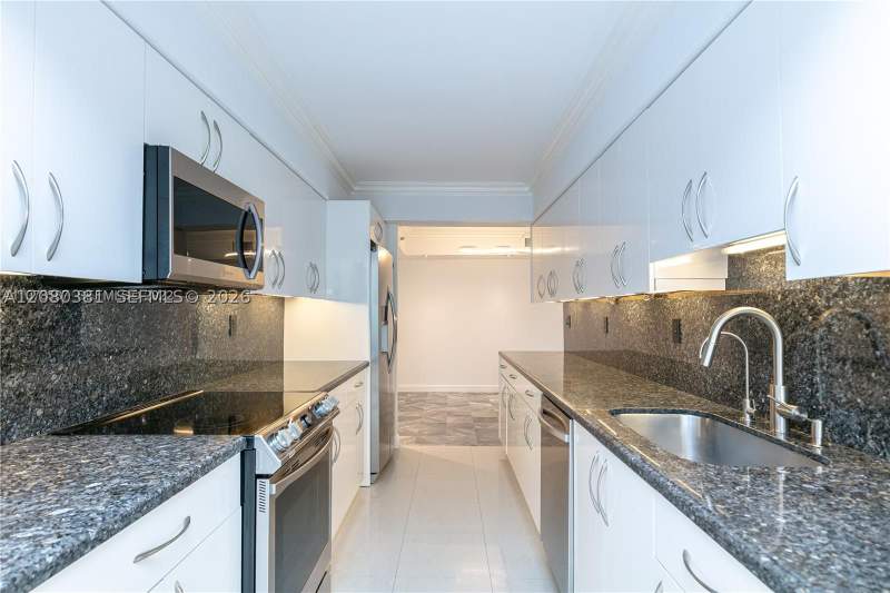 2 bedroom Condominium at 210 174th St 1201, Winston Towers 600 Condo, Sunny Isles Beach — photo 5