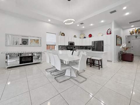 15086 SW 176th Ter, Miami FL - photo 10 of 43