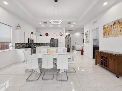15086 SW 176th Ter, Miami FL - photo 7 of 43